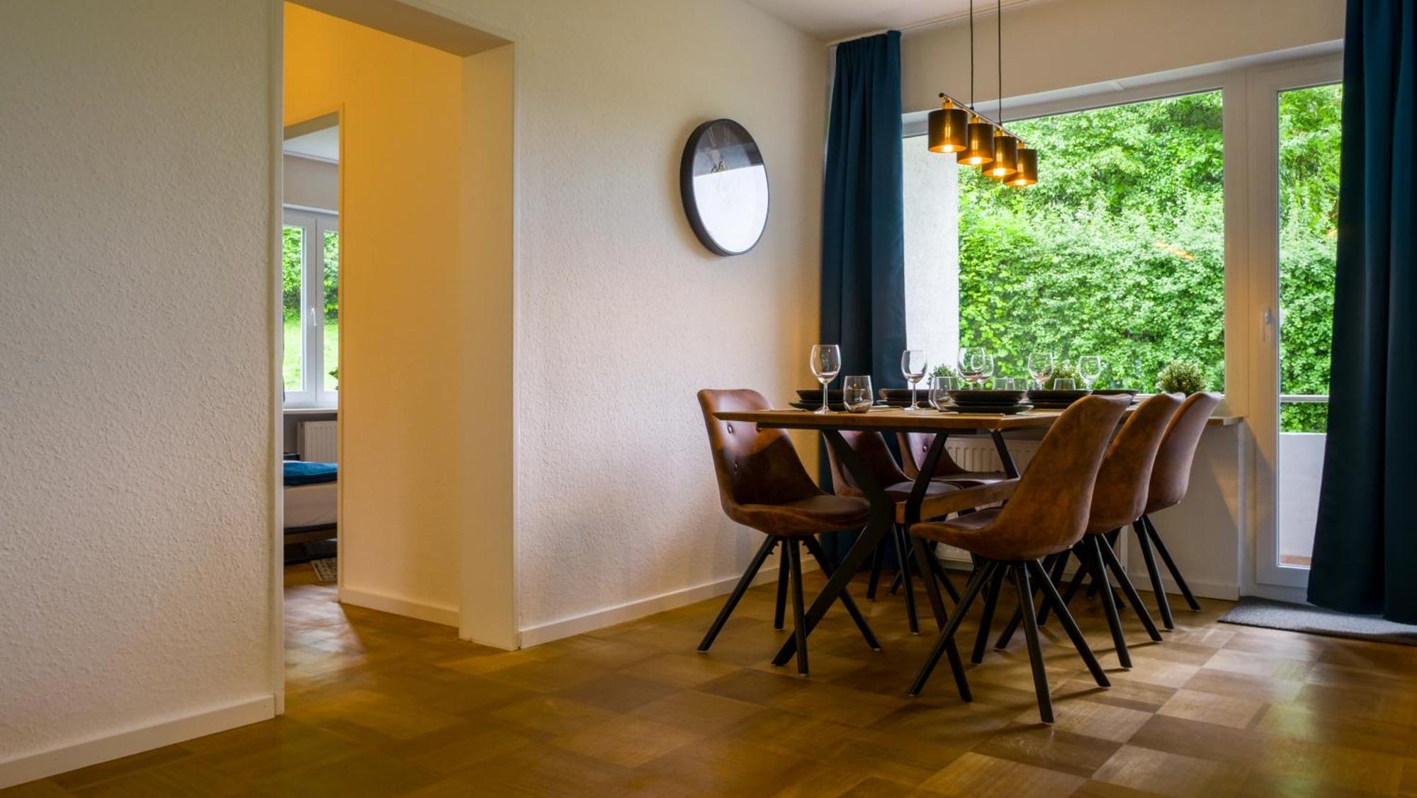 Gross, Modern, Zentrumsnah Mit Parkplatz Und Garten Ulm Exterior photo